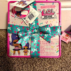 Lol Surprise deluxe gift set